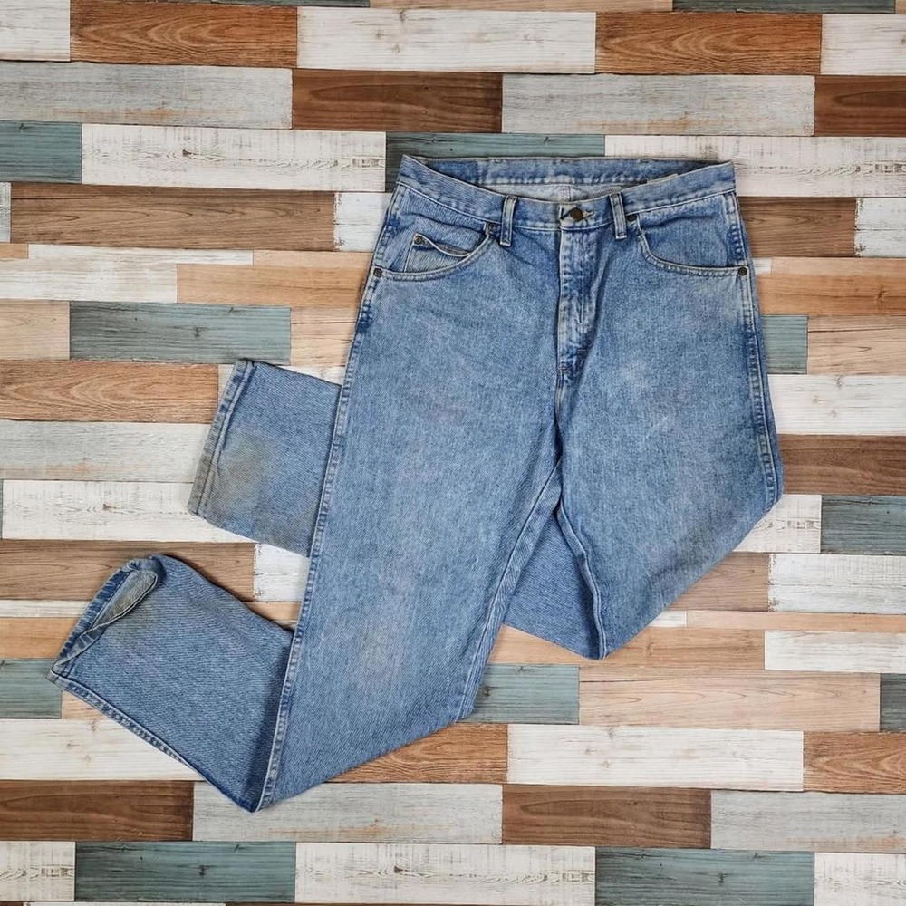 Wrangler Authentic Jeans Mens 34x34 Regular Fit Light Wash Blue Denim 96501SL